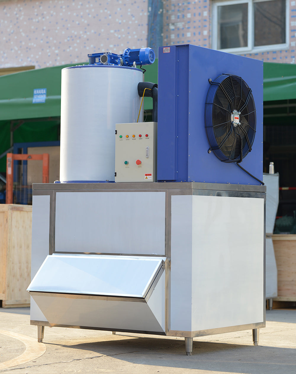 A full range of ice machines, including block ice machines, tube ice machines, cube ice machines, flake ice machines, plate ice machines, snow makers, and containerized ice machines.