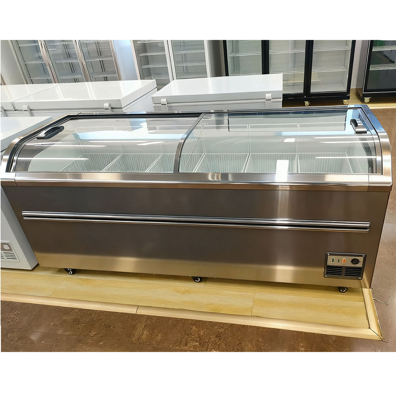 Curved Glass Combination Island Freezer - Commercial Display Freezer with Sliding Doors for Supermarkets